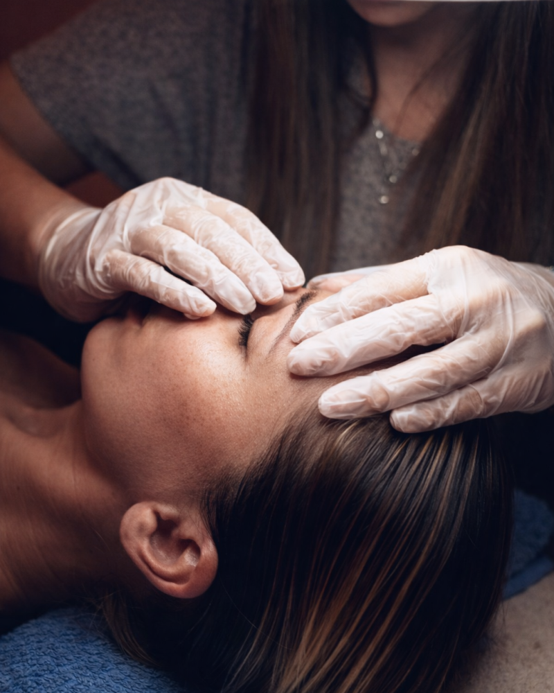 Examen minutieux de la peau